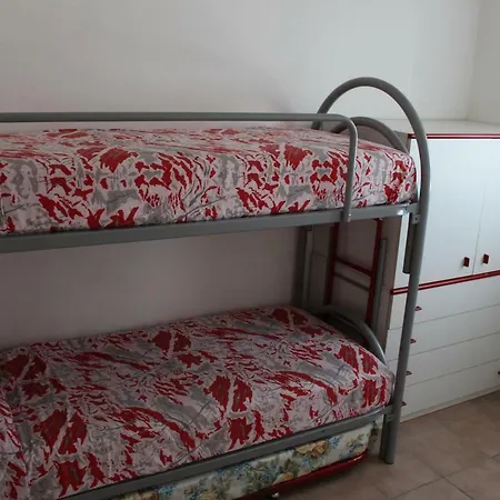 Apartamento Andrea 23 *